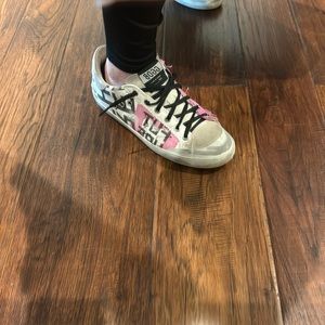 Golden goose, low top, multicolored, distressed fabric.